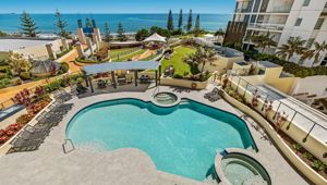 Mantra Mooloolaba Pool