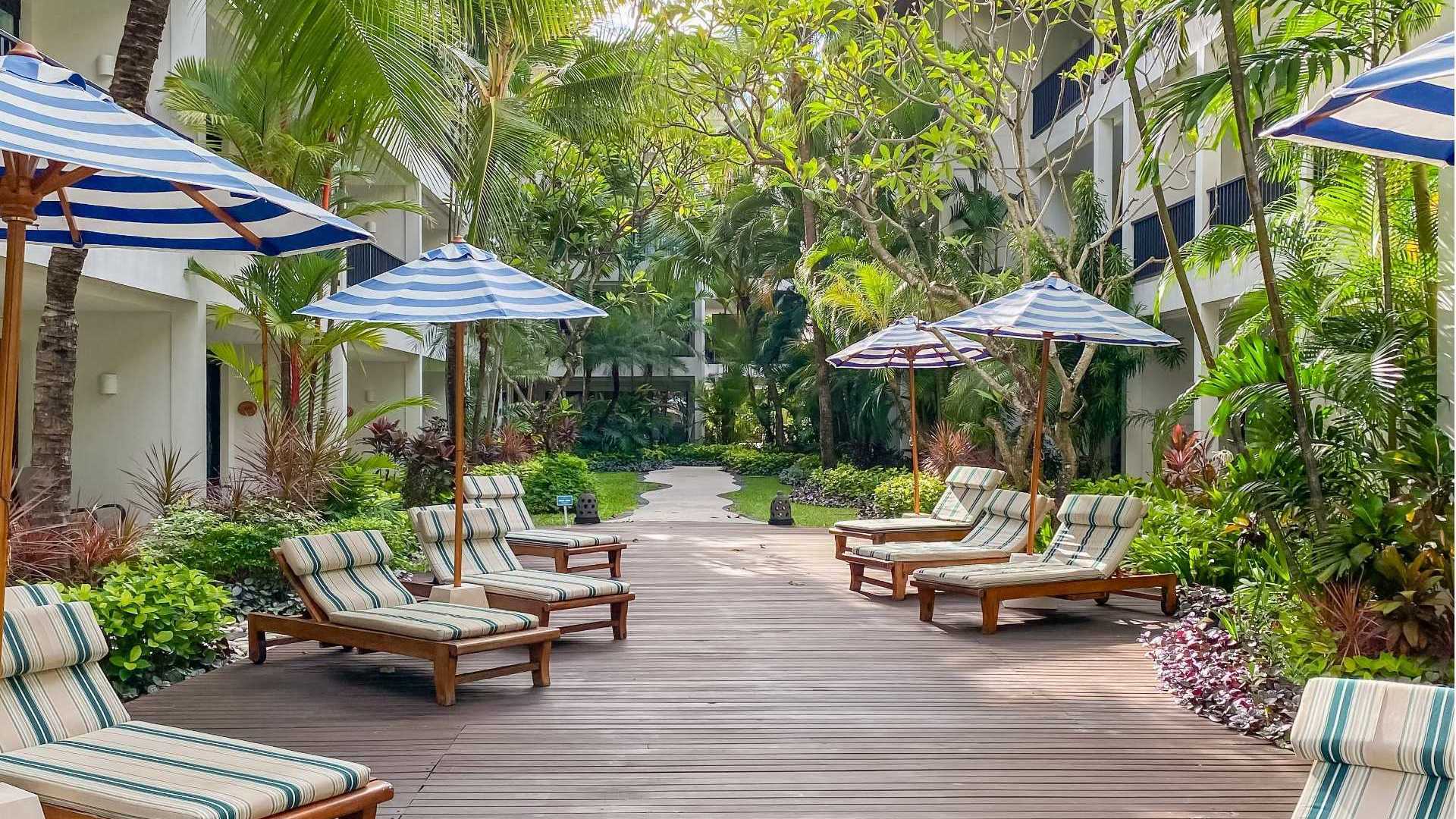 Away Bali Legian Camakila - Loungers