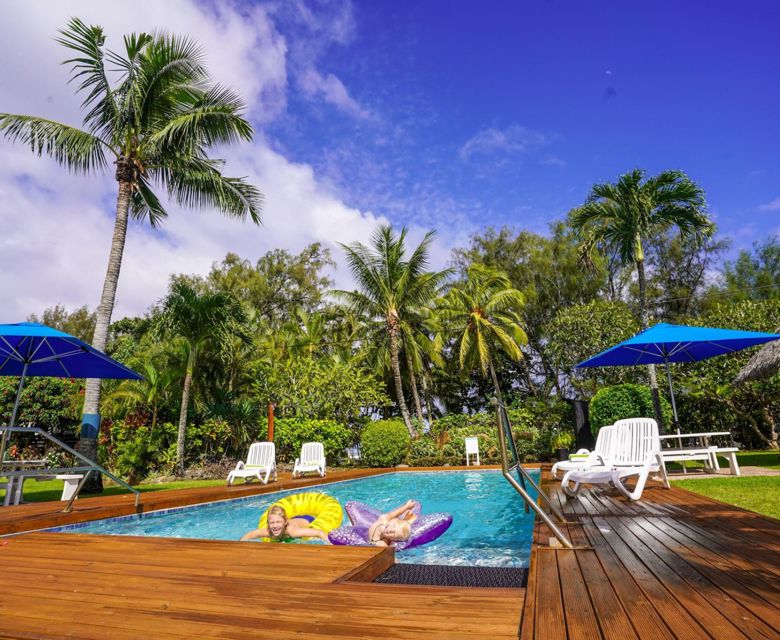 The Black Pearl Beach Side Apartments - Pool