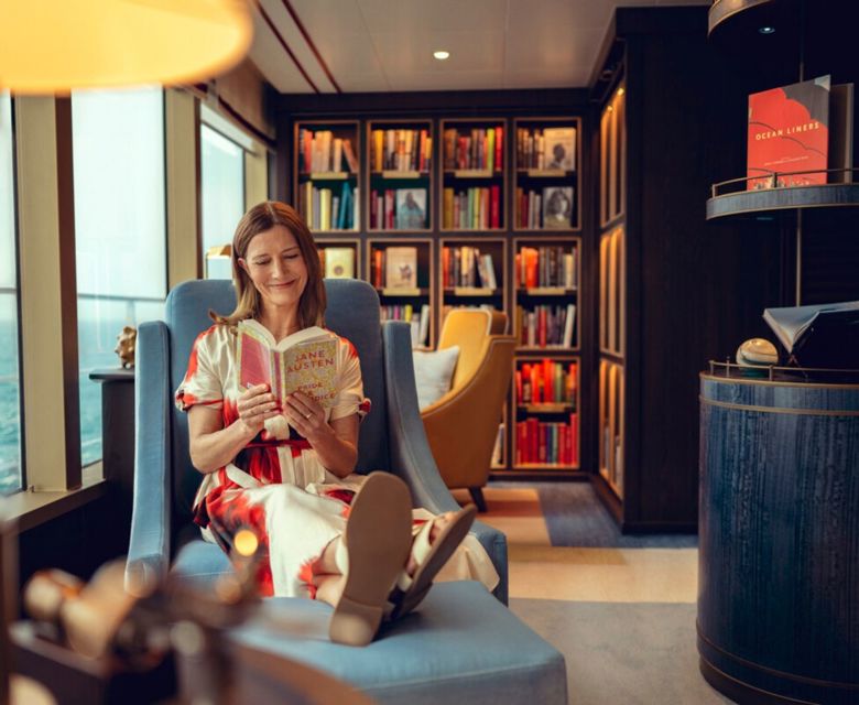 Cunard Queen Anne Library 