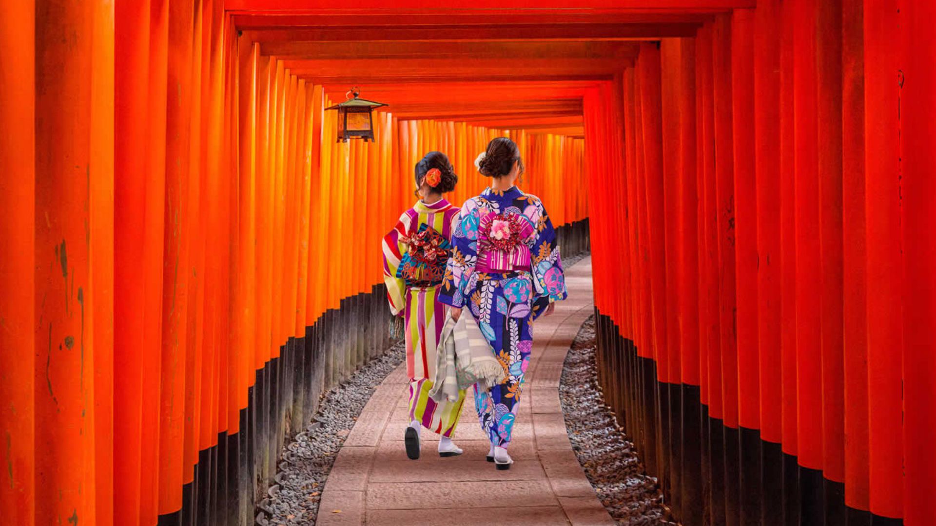 Wendy Wu Tours Japan