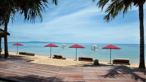 Puri Santrian - Beach