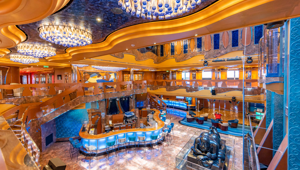 Carnival Luminosa - Atrium