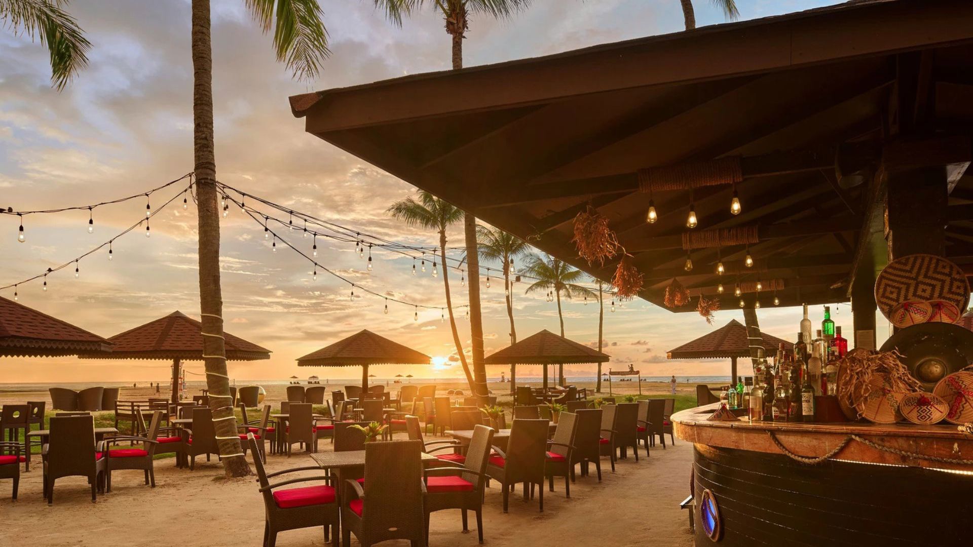 Shangri-La Rasa Ria, Kota Kinabalu - Sampan Bar