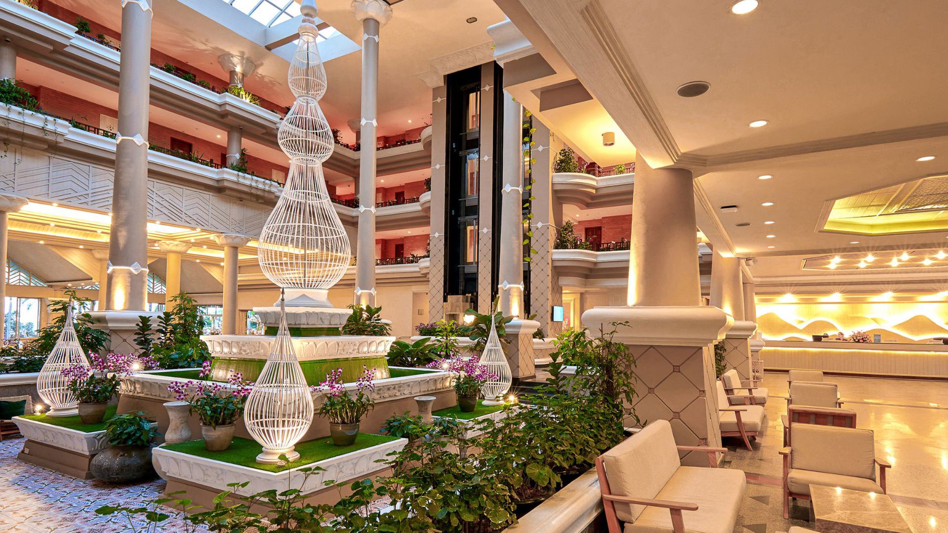 Beyond Resort Kata - Lobby