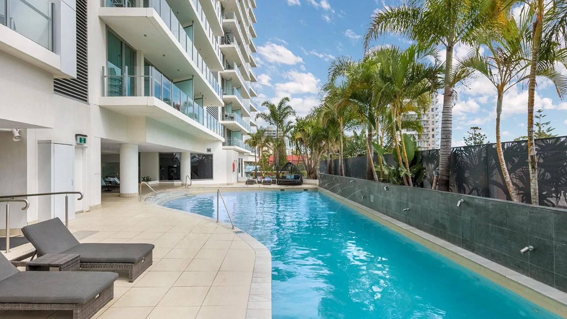 Wyndham Surfers Paradise Pool