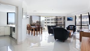 The Breakers two Bedroom lounge