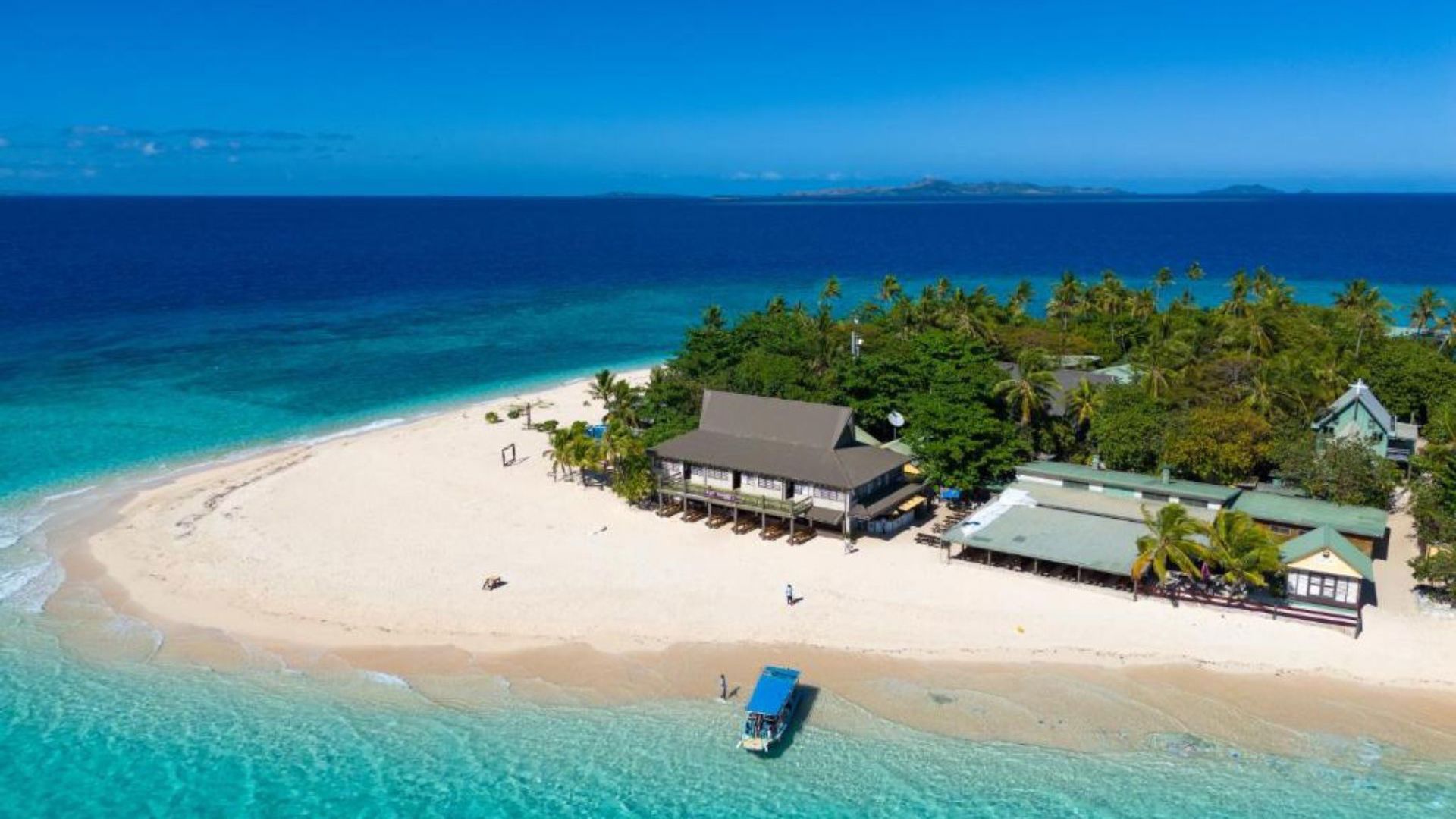 Beachcomber Island Resort