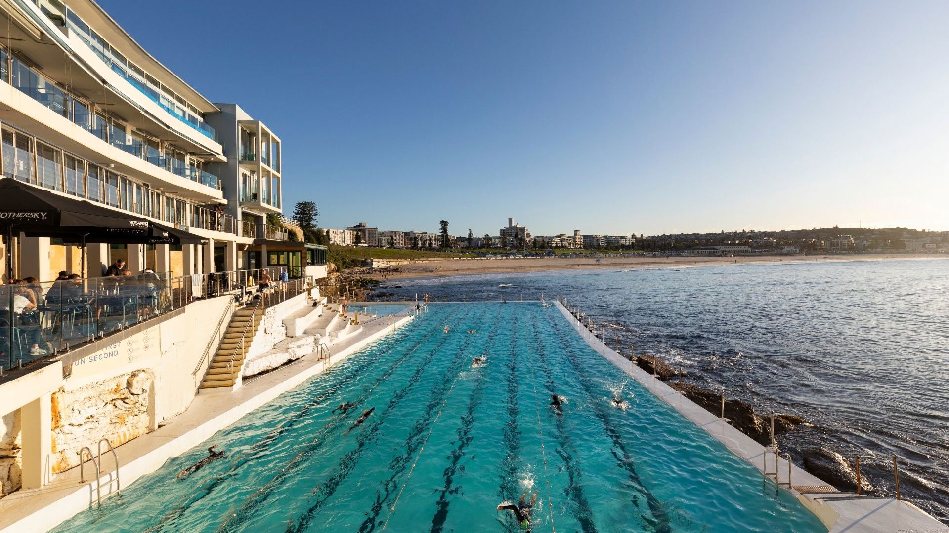 Bondi Beach, Sydney 167855 © Destination NSW
