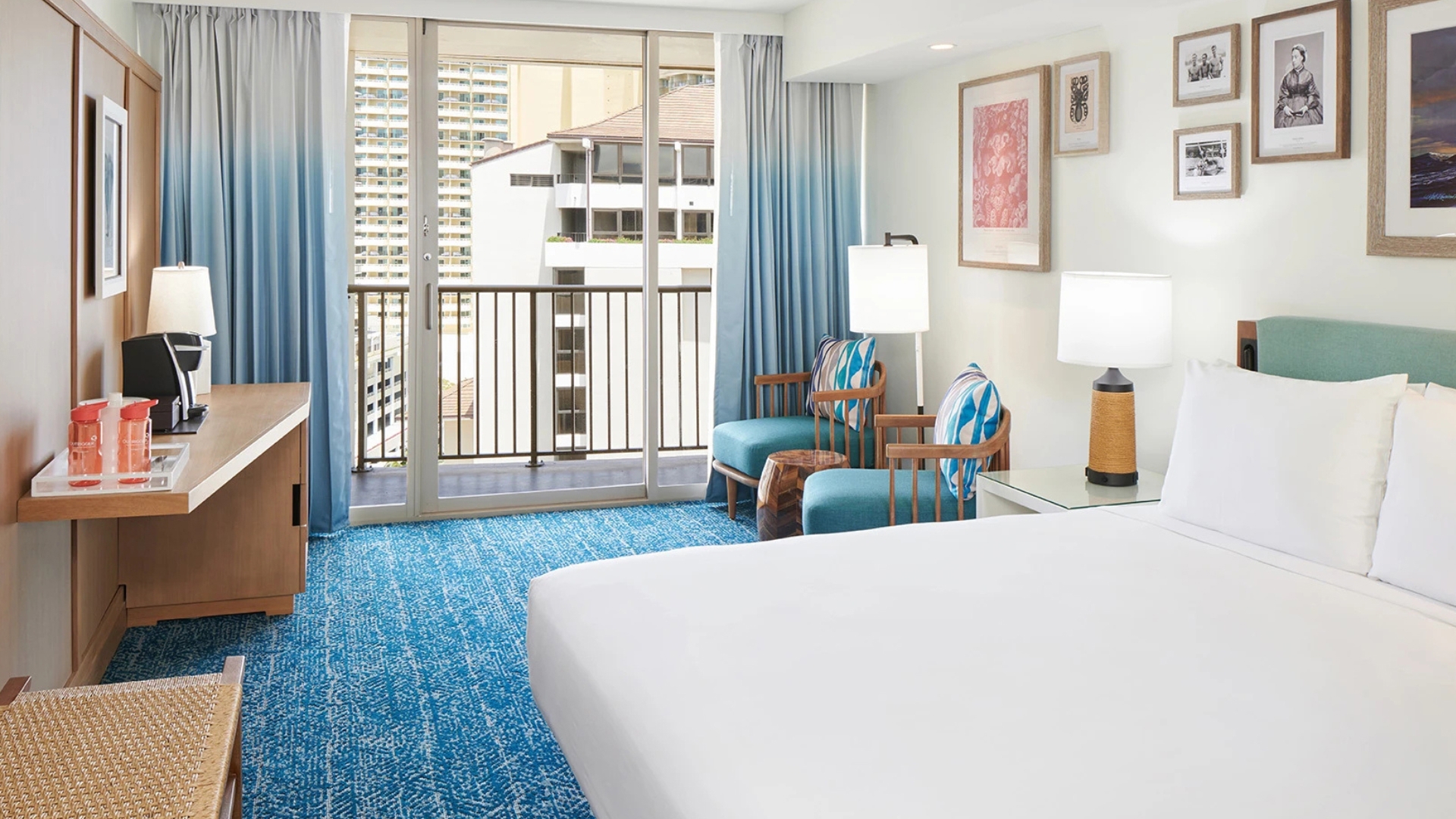 OUTRIGGER Reef Waikiki Beach Resort - Resort View King Room