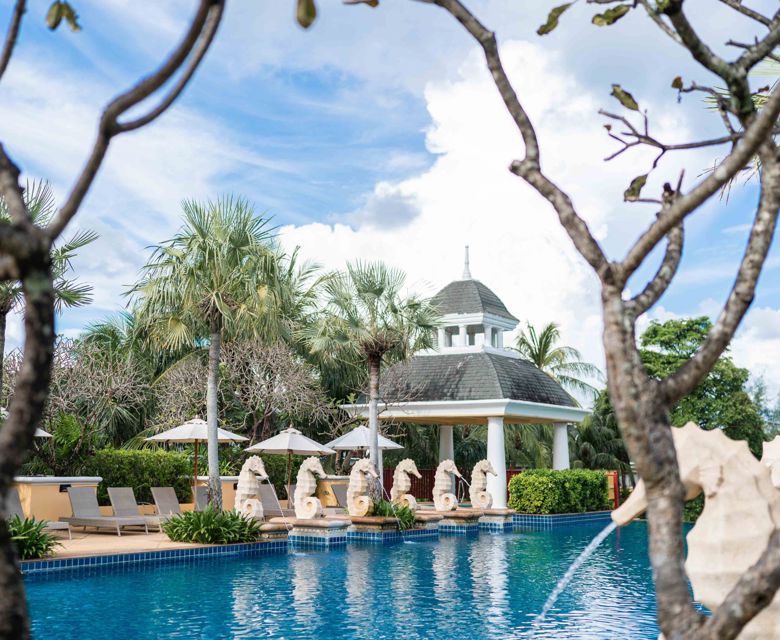Phuket Graceland Resort & Spa - Sky Pool