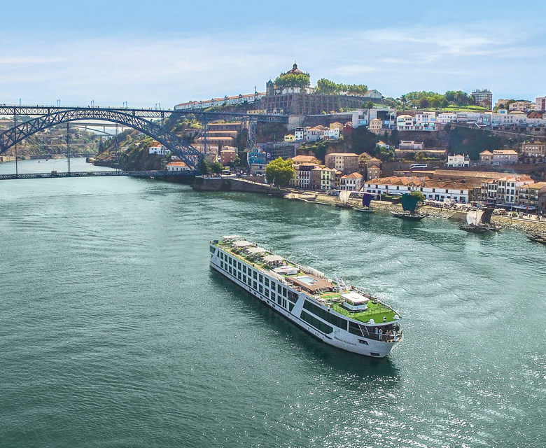 Emerald River Cruise in Portugal