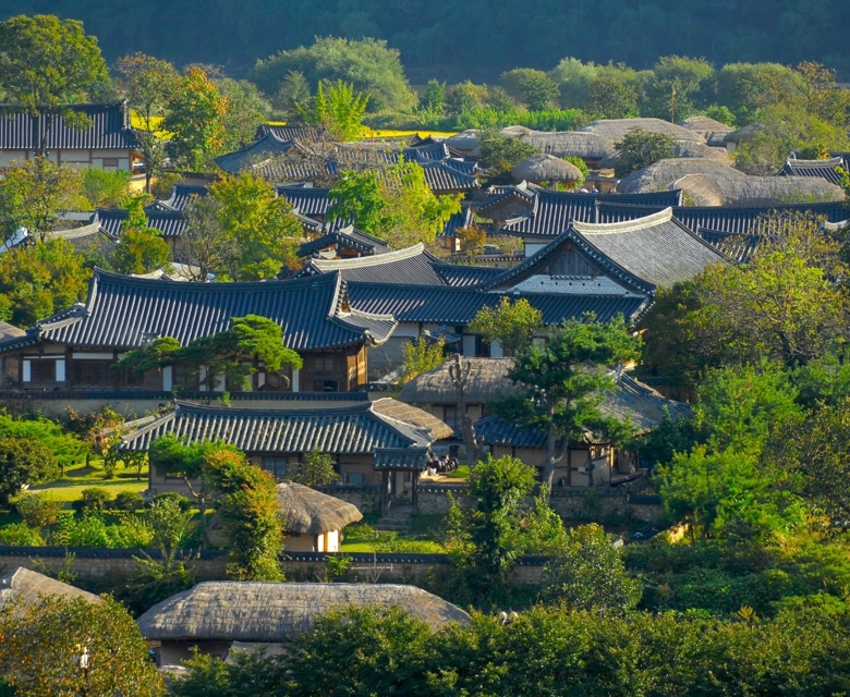 Andong Hahpe Folk Village