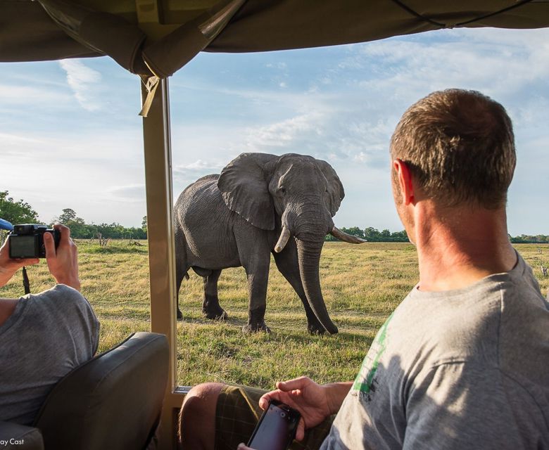 Sunway Botswana Land Cruiser. Image credit: Bruce Taylor