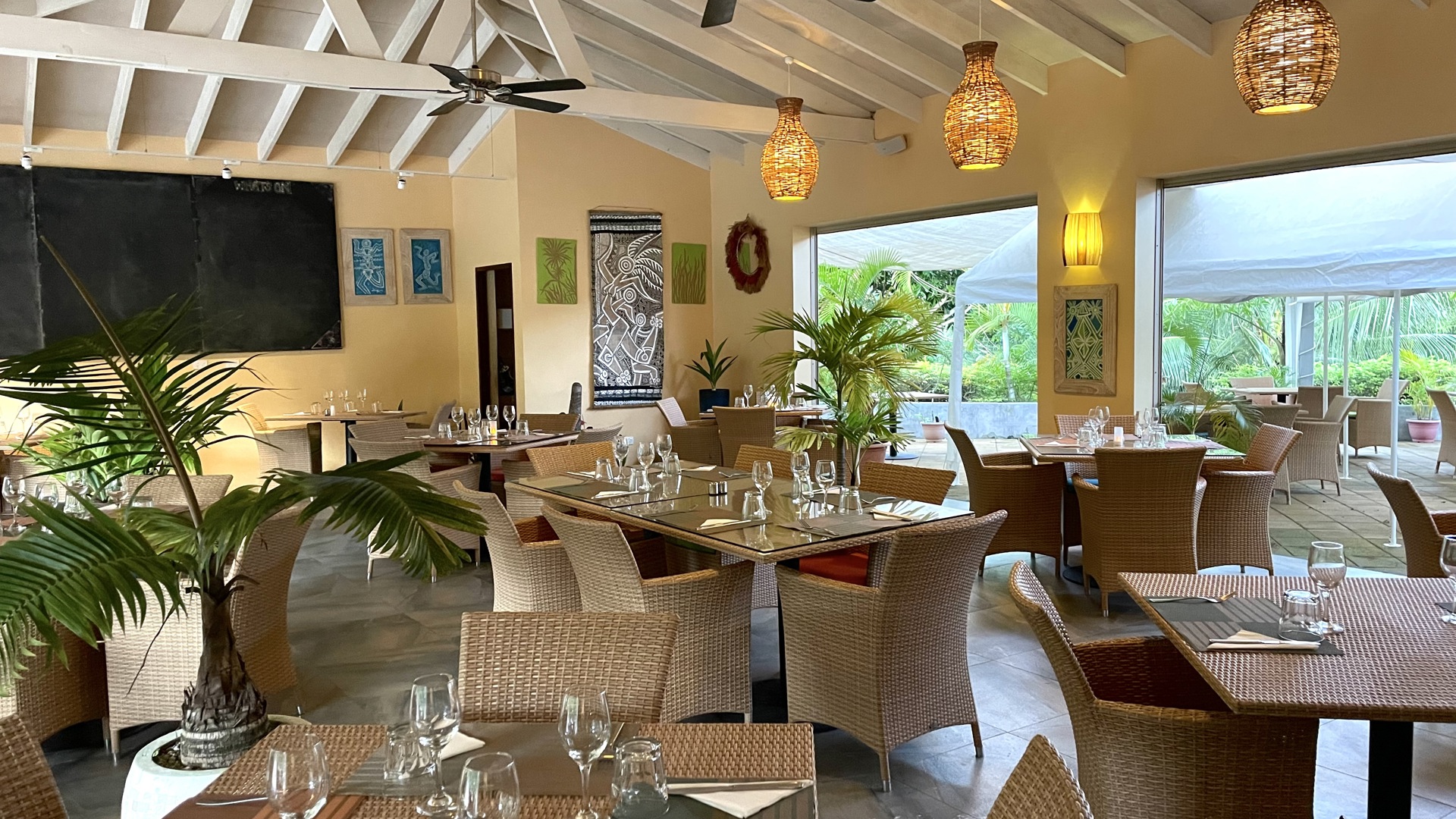 Nasama Resort Restaurant 