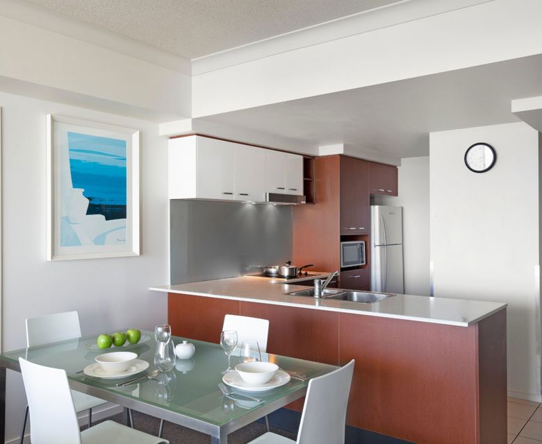 Mantra Towers of Chevron - kitchen