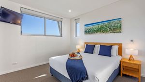 Coco Mooloolaba 1 Bedroom Apartment Room 