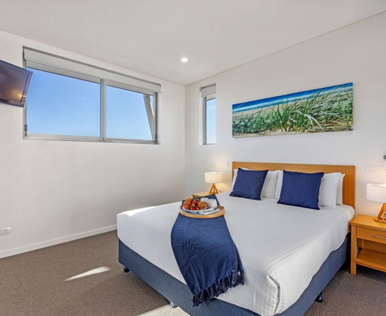 Coco Mooloolaba 1 Bedroom Apartment Room 