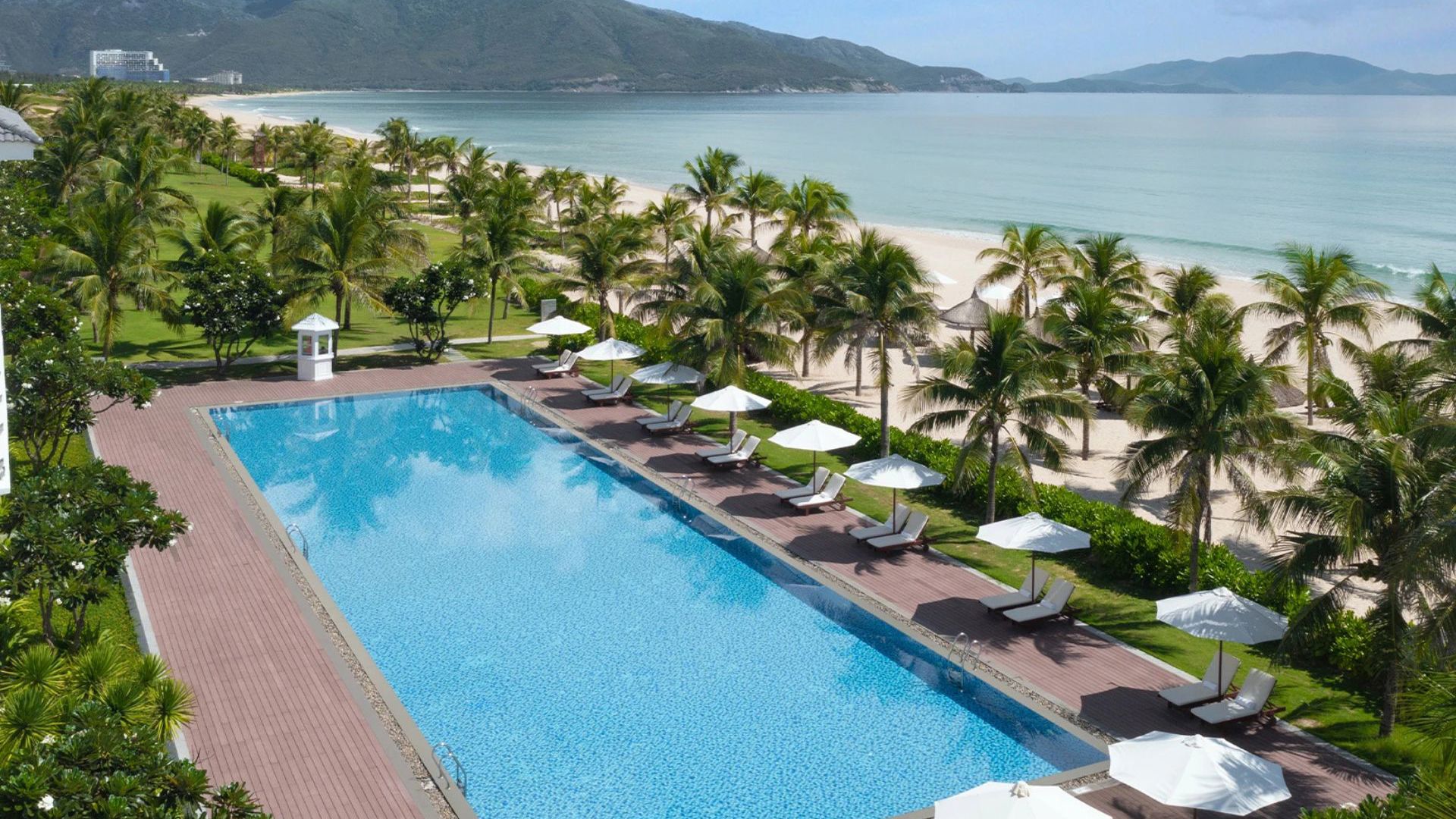 Melia Vinpearl Cam Ranh - Pool View