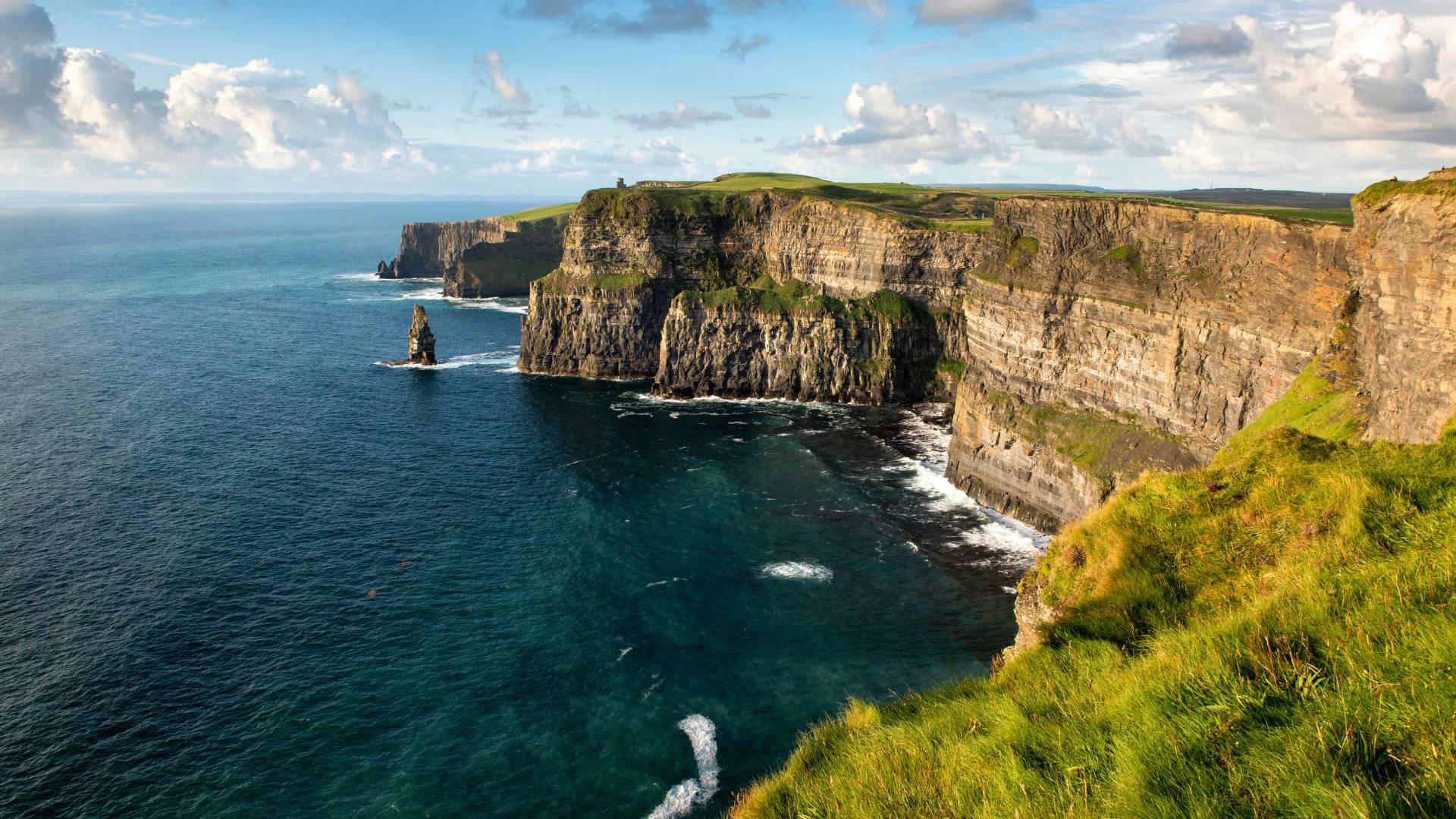 Cliffs of Moher © Chris Hill & Tourism Ireland