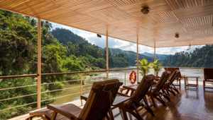 Cruising Laos