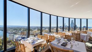 Crowne Plaza Surfers Paradise Restaurant