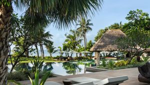 Nanuku Resort - main pool