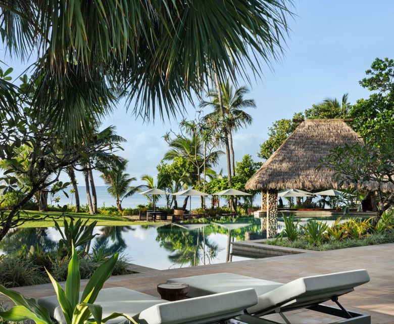Nanuku Resort - main pool