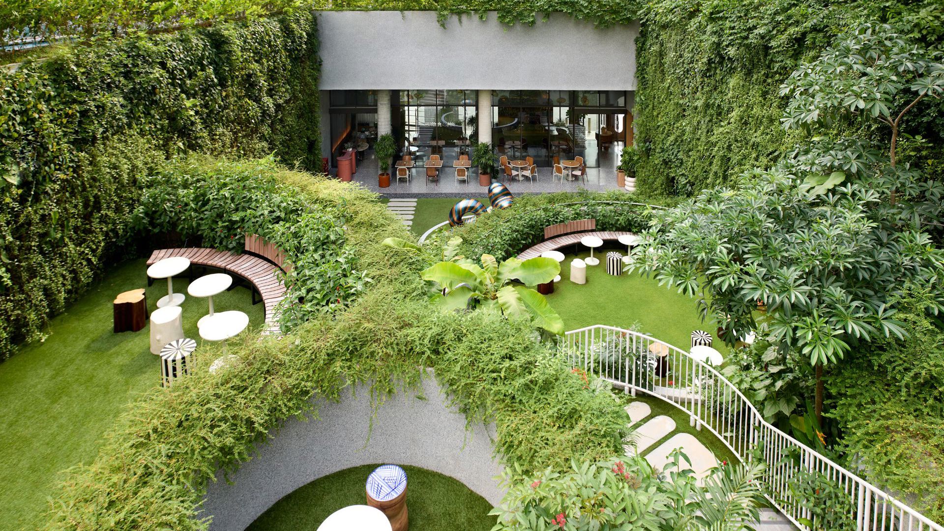 The Standard Singapore  - Garden Area