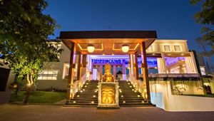 Tonys Villas & Resort Seminyak - Main Entrance