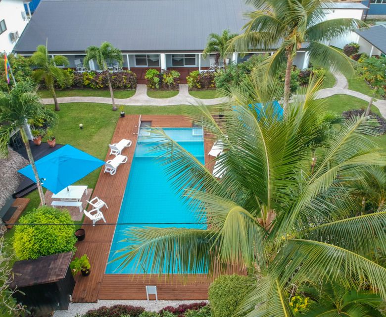 The Black Pearl Beach Side Apartments - Pool