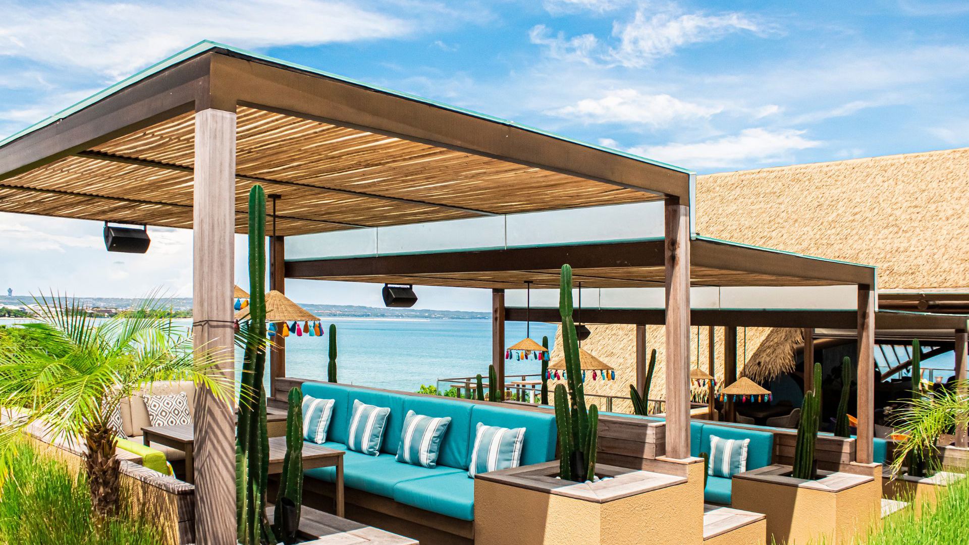 Mamaka by Ovolo - Kuta Social Club