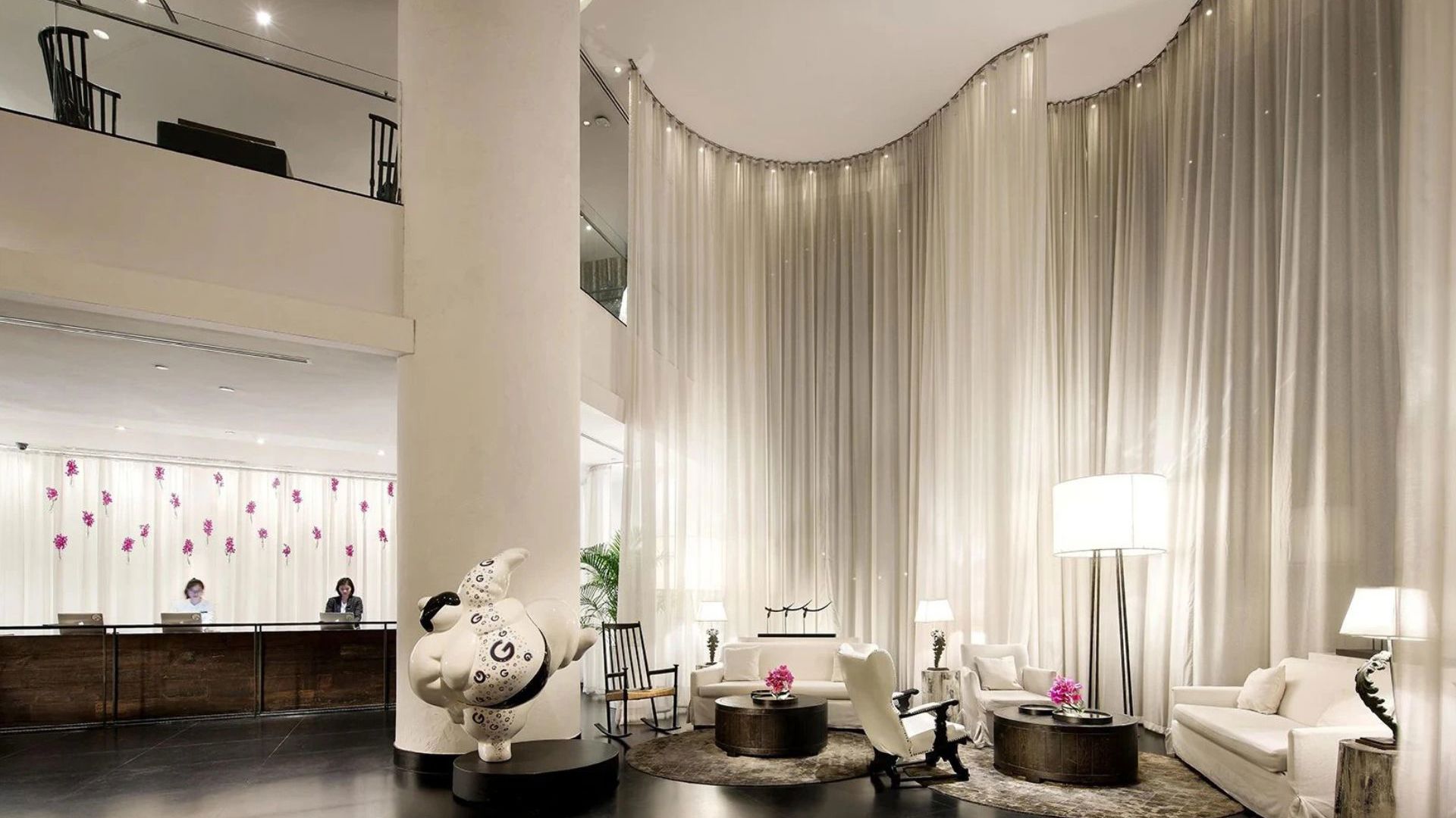 Pullman Bangkok Hotel G - Lobby