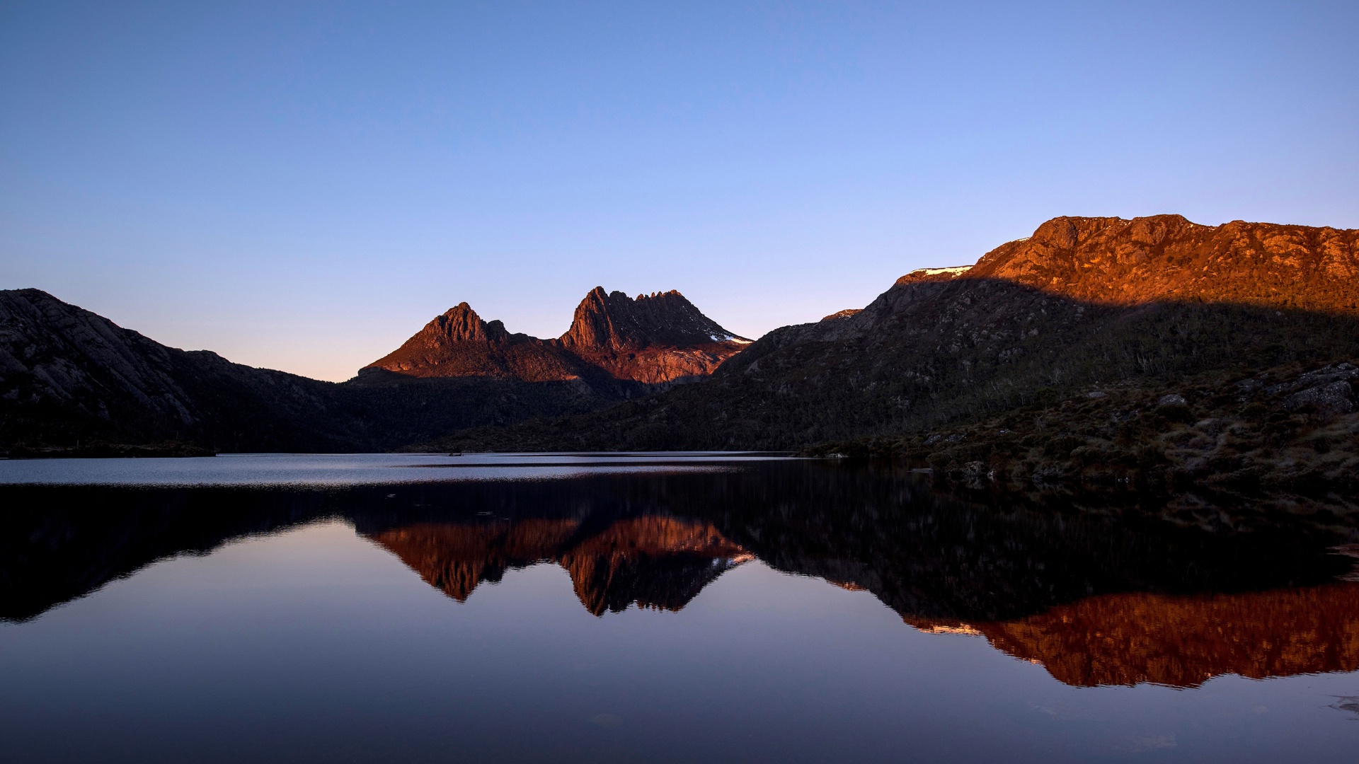 Cradle Mountains Credit Tourism Tasmania And Rob Burnett