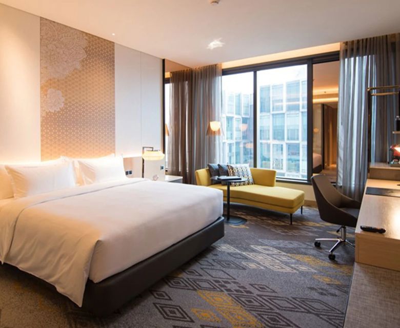 EQ Kuala Lumpur - Deluxe King Room