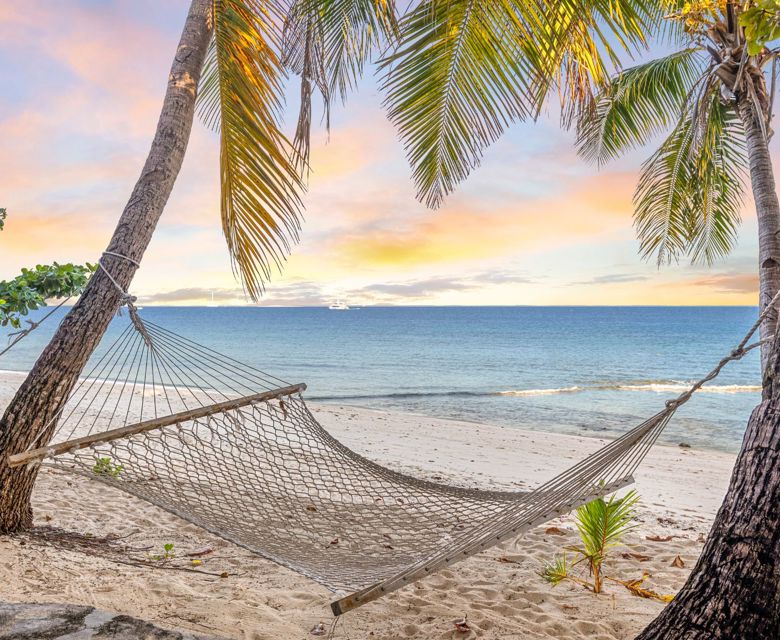 Beachcomber Island Resort - hammock