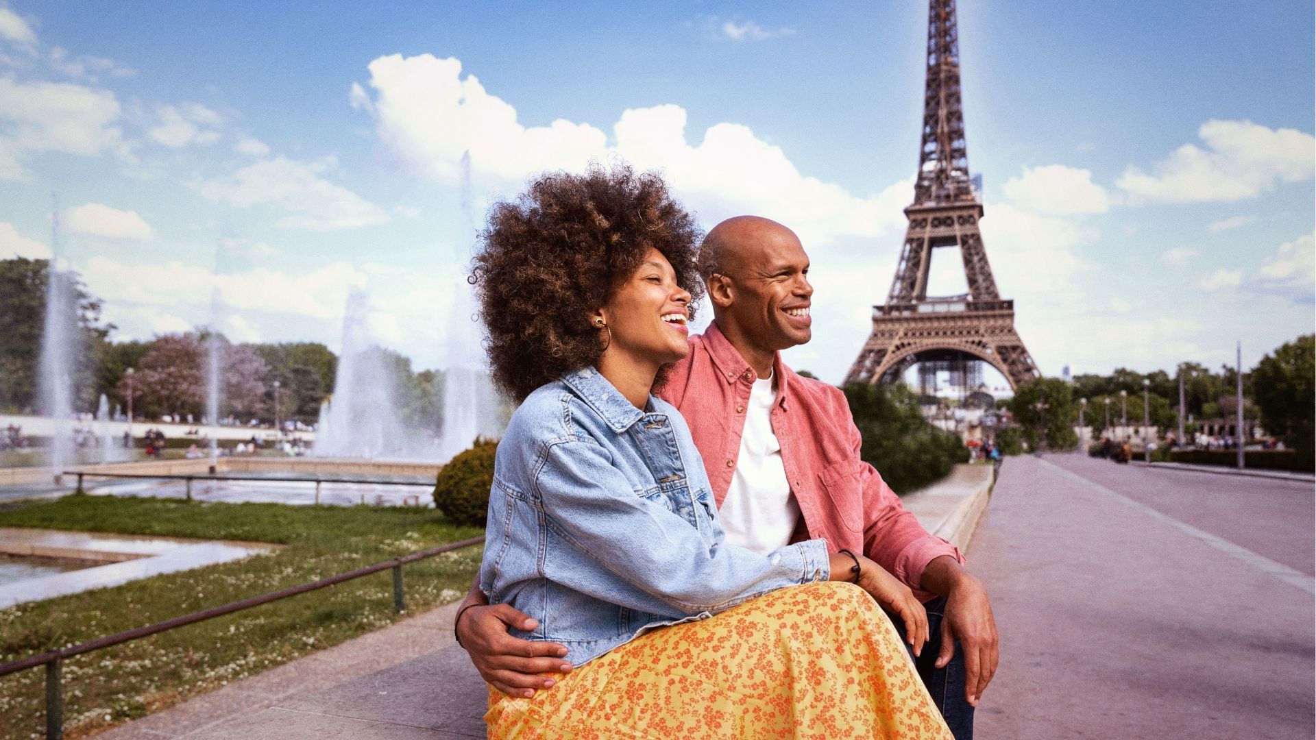 FR Paris Soulful couple