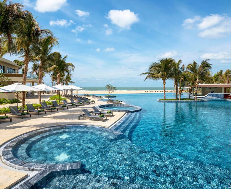 Melia Ho Tram Beach Resort - Pool Area