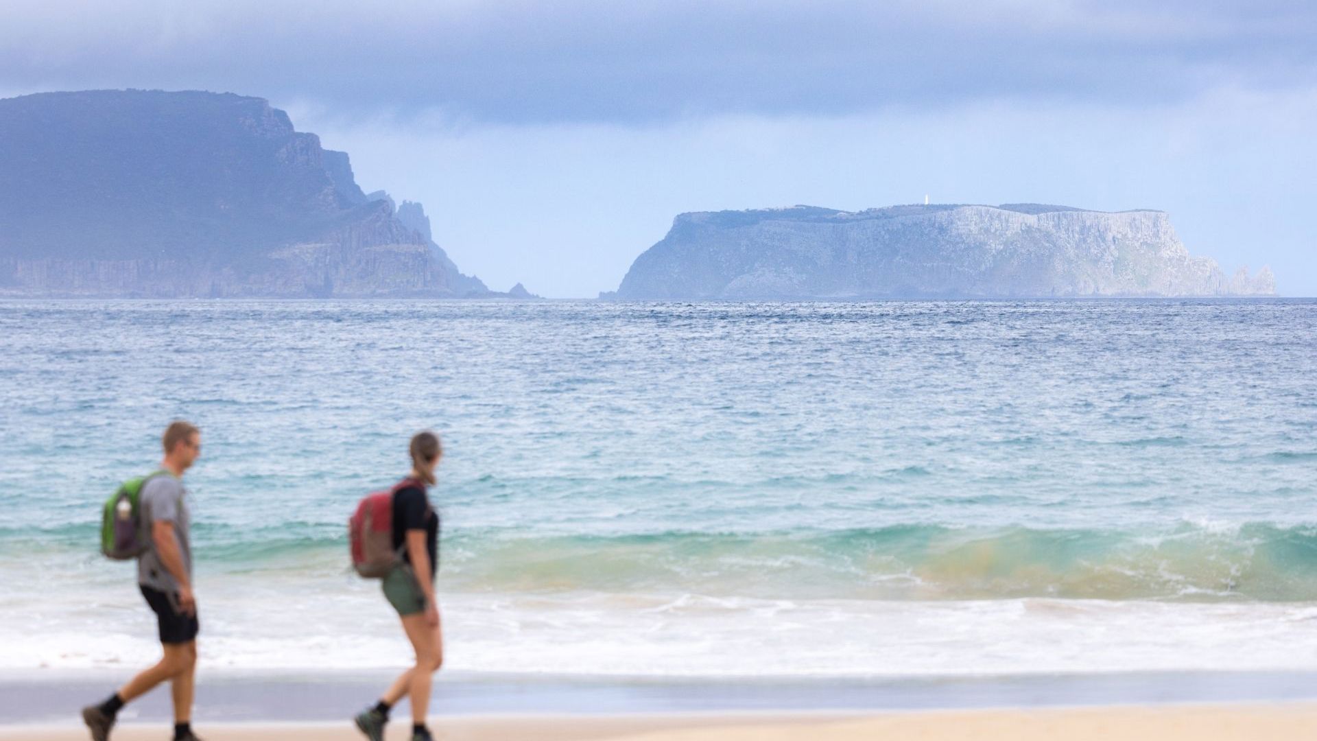 3 Capes Walk - Crescent Bay 