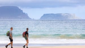 3 Capes Walk - Crescent Bay 