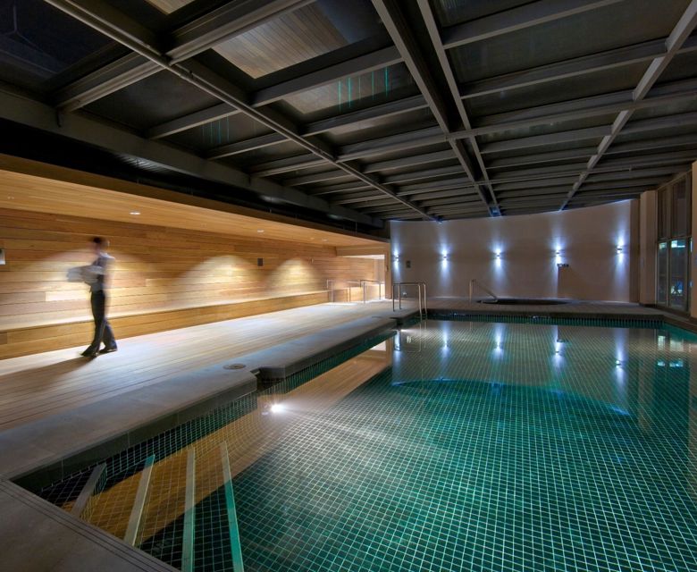 Intercontinental Melbourne pool