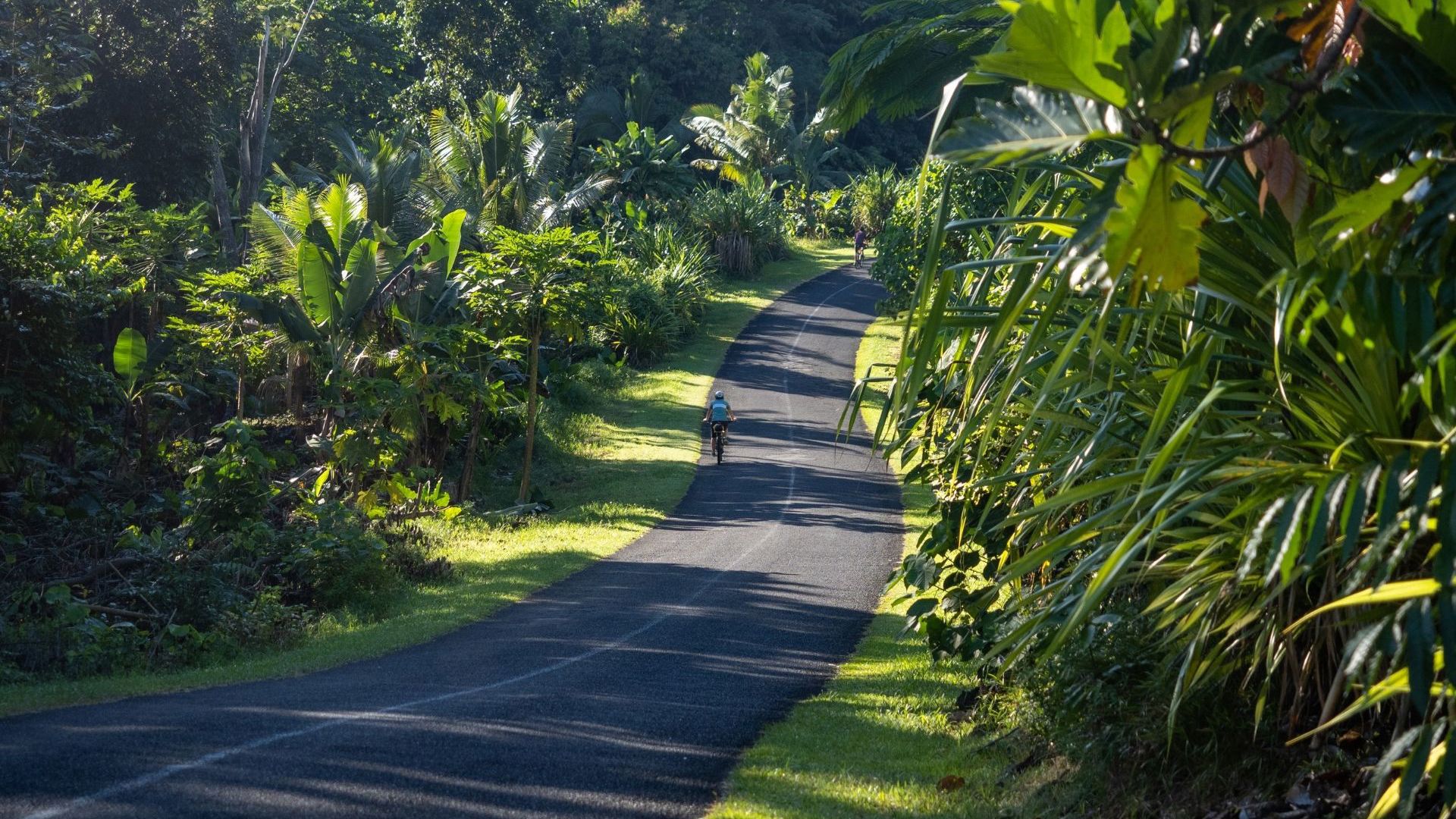 Cycling through Samoa