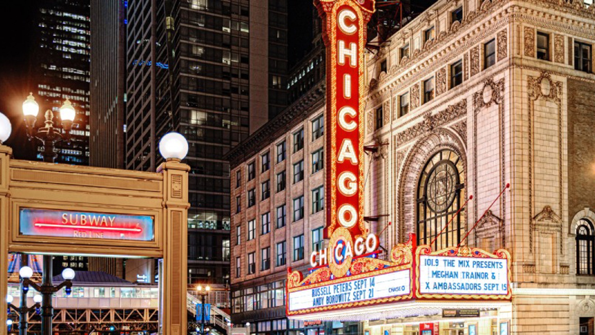 The The Chicago Theatre - Image credit: Unsplash/Benjamin Rascoe