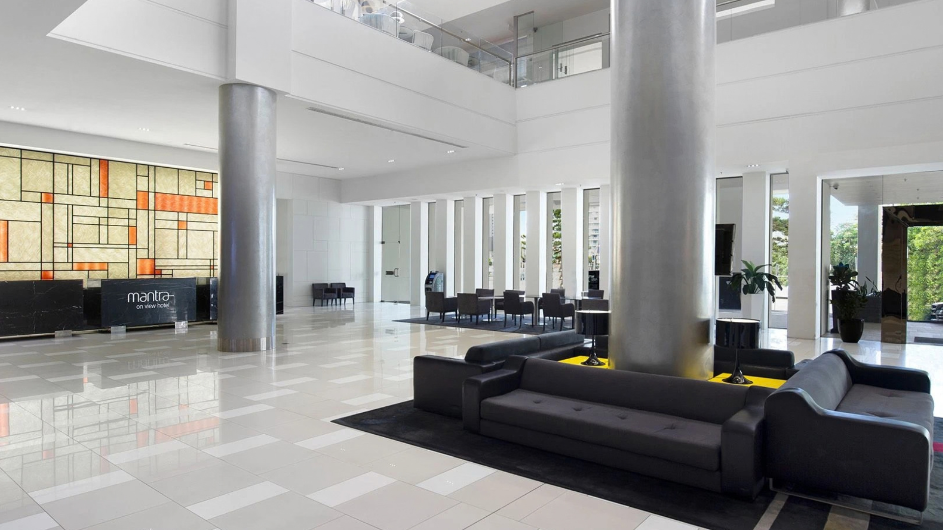 Mantra on View - Lobby