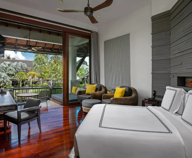 The Slate Phuket - Pearl Bed Suite