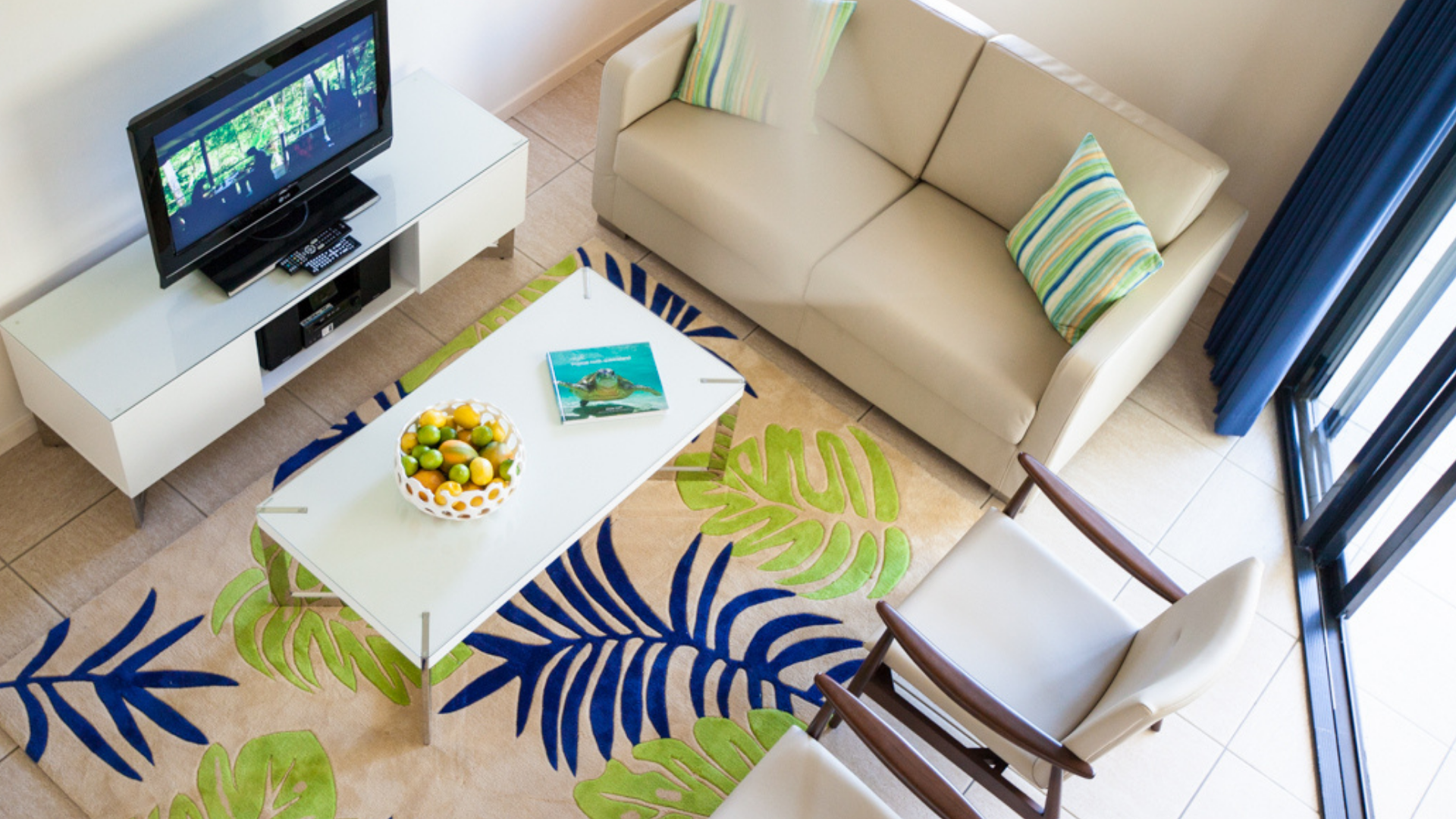 Freestyle Resort Living Room 2