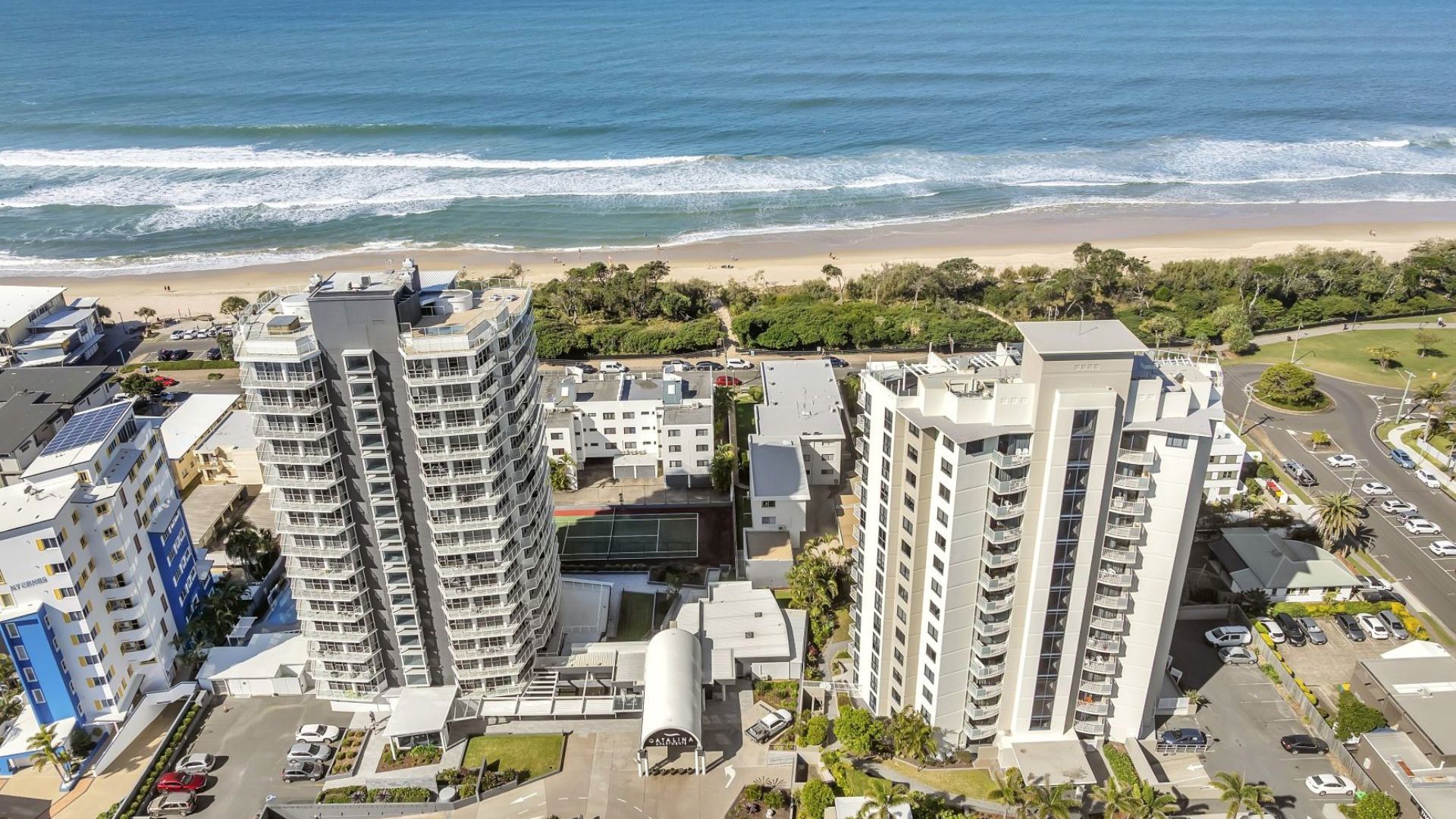 Catalina Resort - aerial