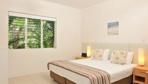 Mantra Portsea Bedroom