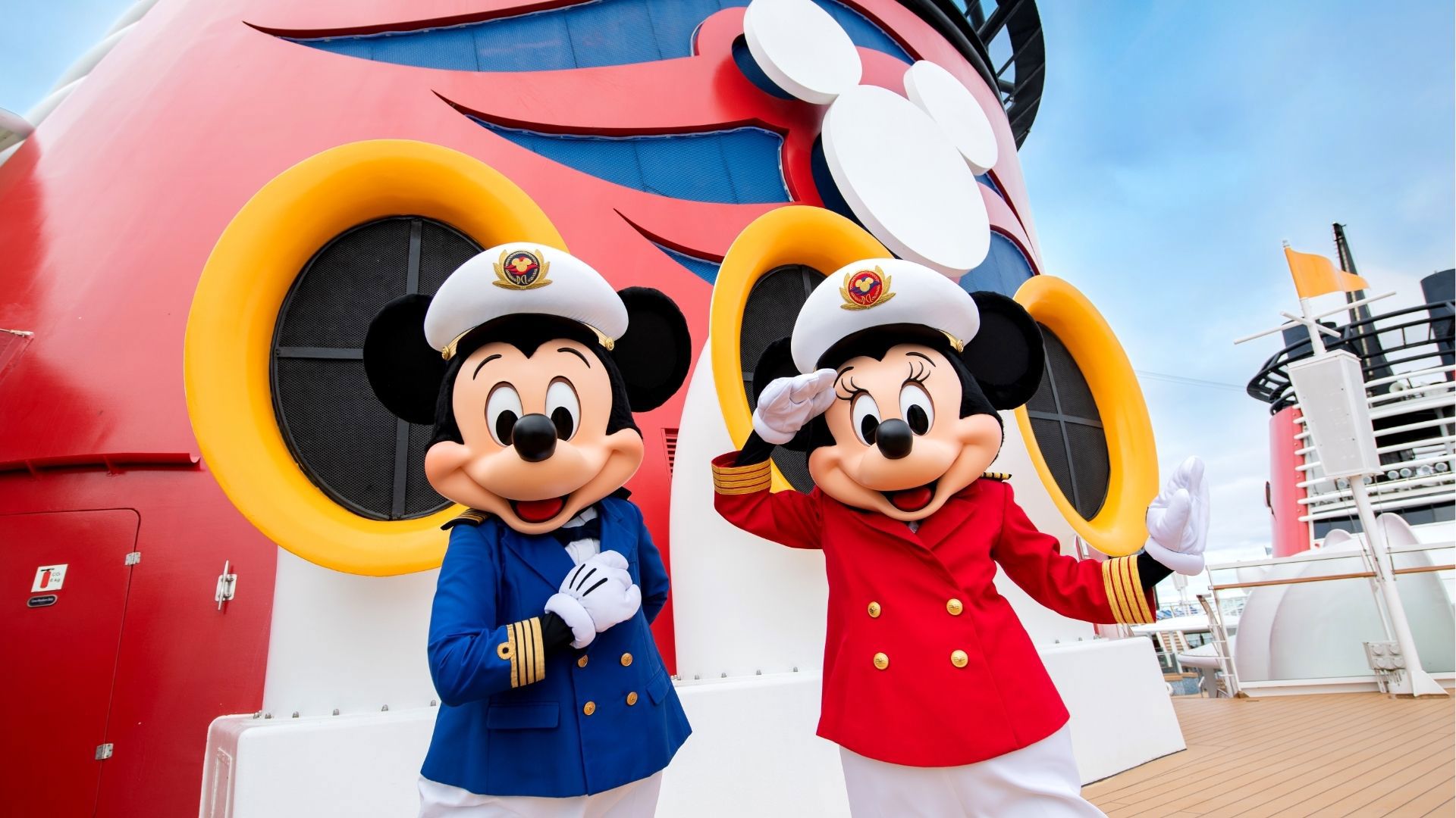Mickey And Minnie In Disney Cruise Line