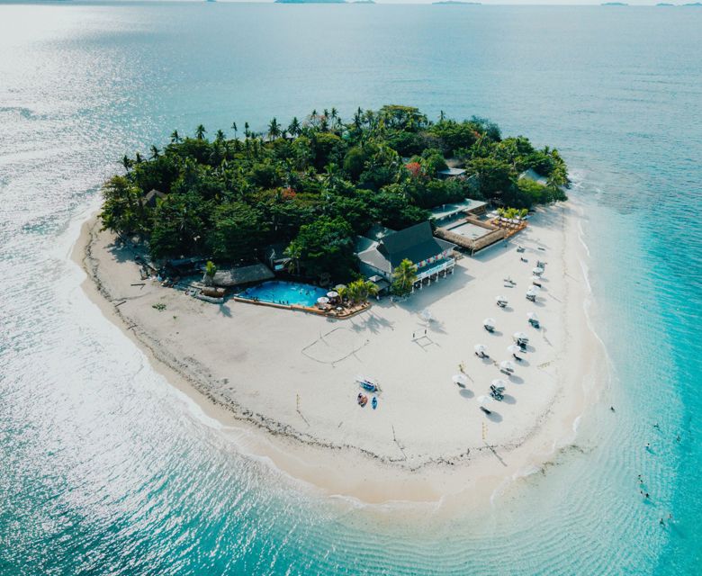 Beachcomber Island Resort